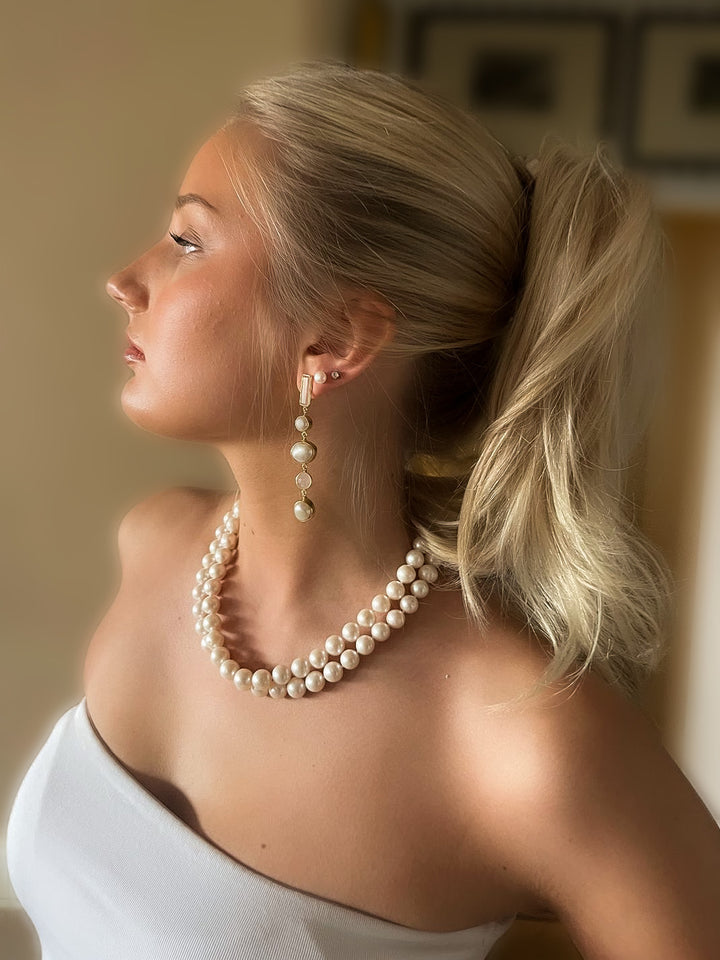 Elisabeth helmikaulakoru